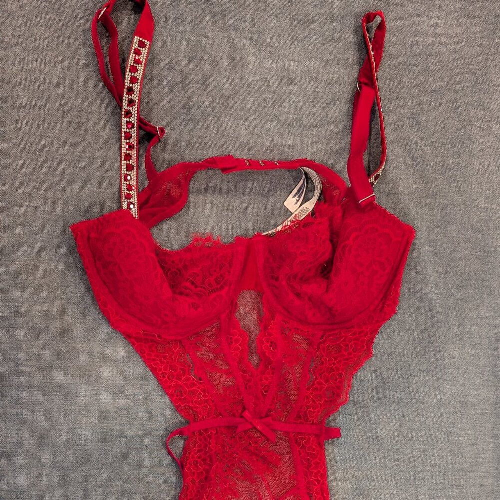 Victoria's Secret Shine Strap Teddy, Red, Size M